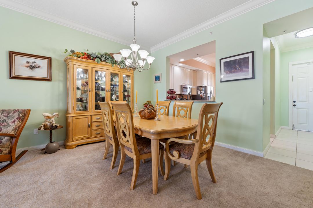 For Sale: $420,000 (2 beds, 2 baths, 1989 Square Feet)