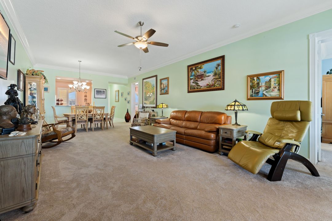 For Sale: $420,000 (2 beds, 2 baths, 1989 Square Feet)