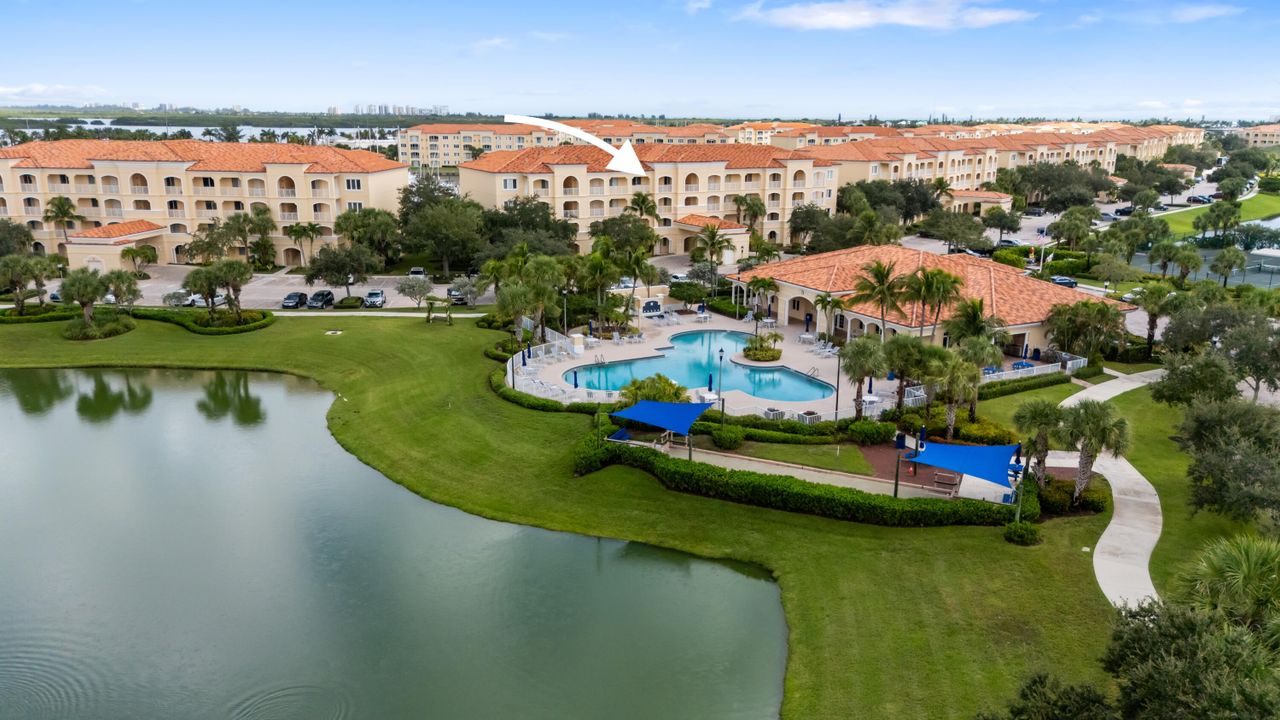 For Sale: $420,000 (2 beds, 2 baths, 1989 Square Feet)