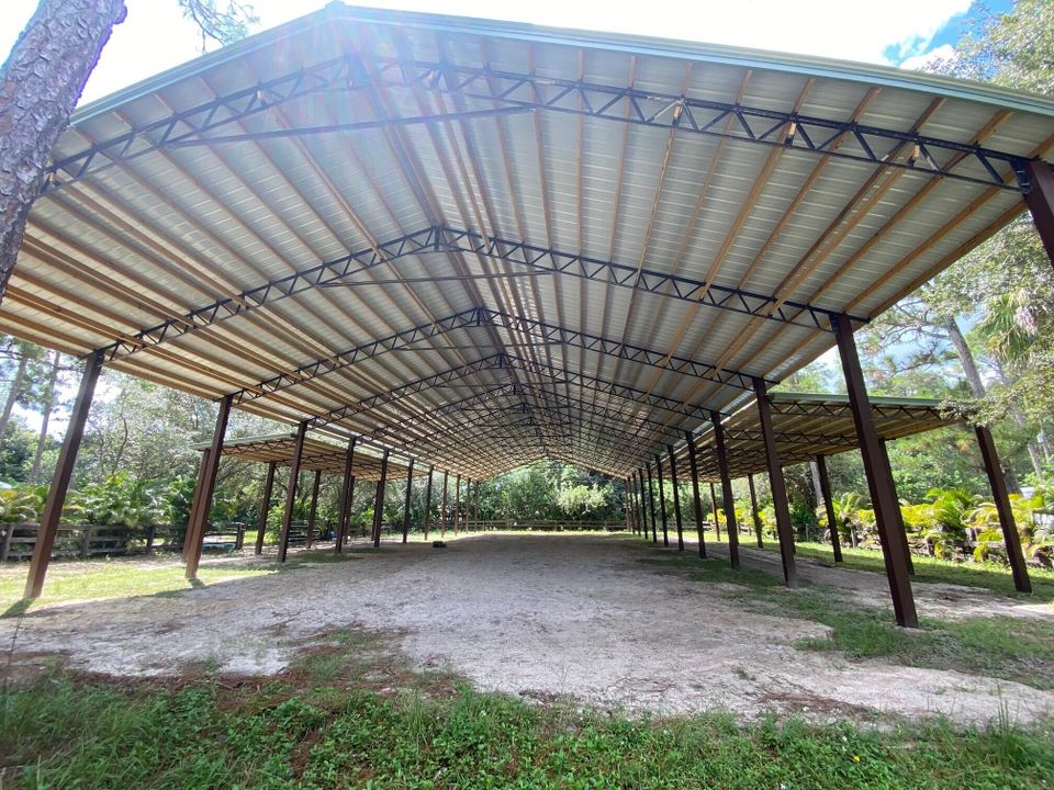 For Rent: $1,550 (0 beds, 1 baths, 320 Square Feet)