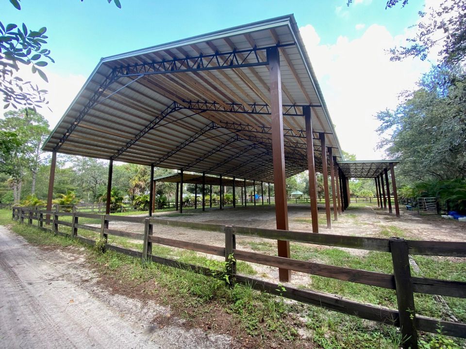 For Rent: $1,550 (0 beds, 1 baths, 320 Square Feet)