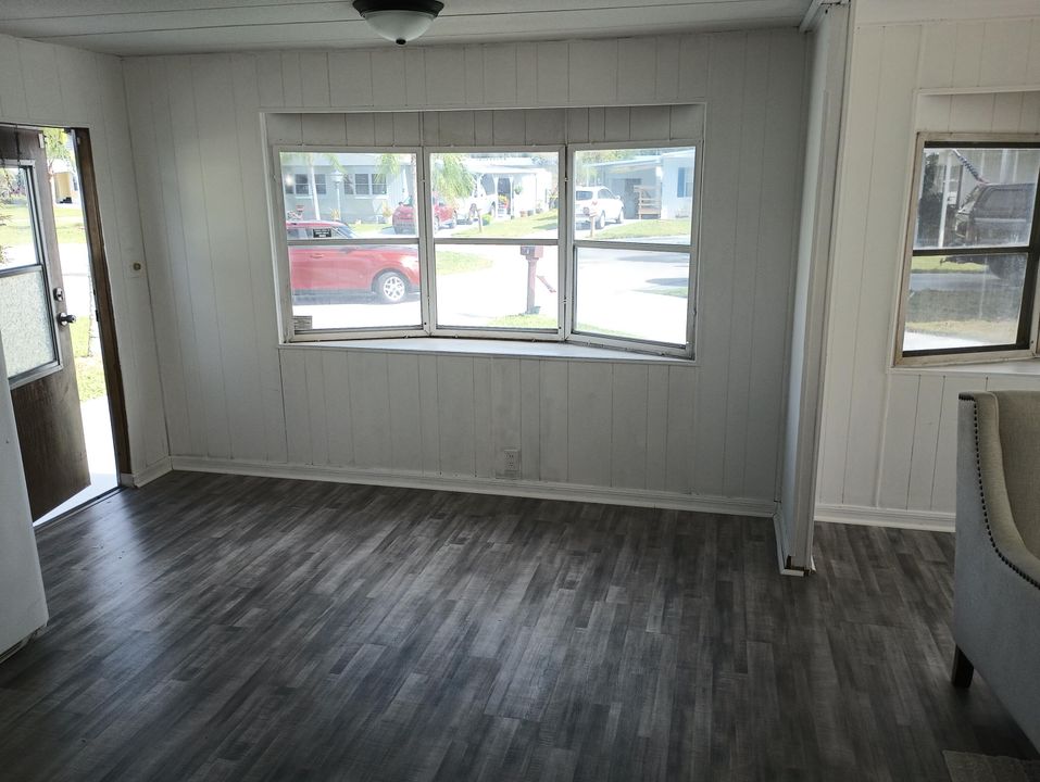 待售: $16,000 (2 贝兹, 2 浴室, 1000 平方英尺)