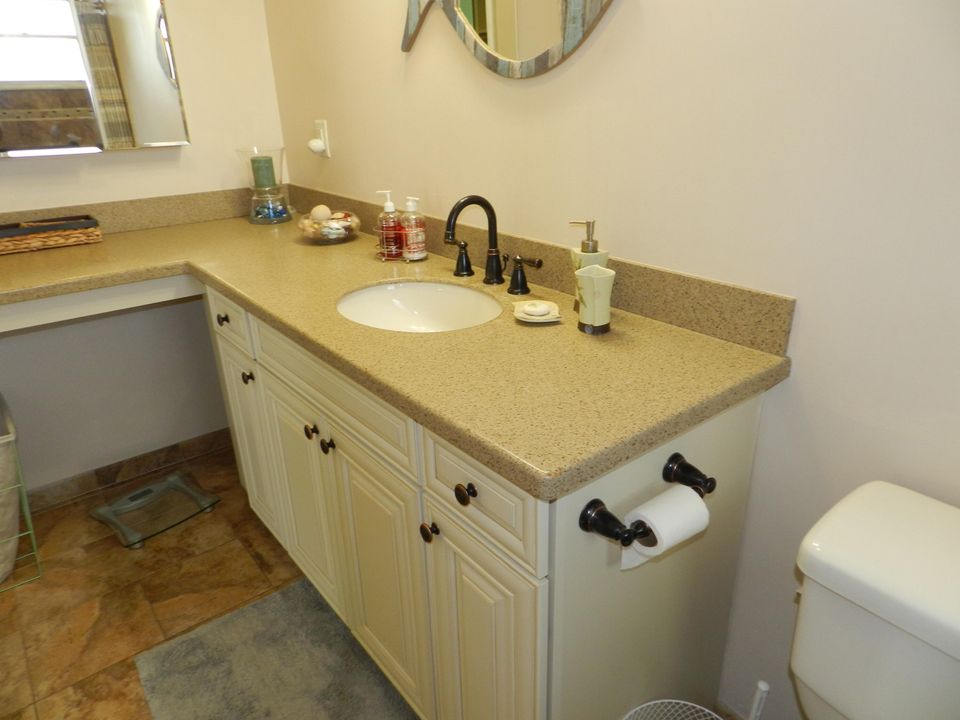 En Venta: $167,900 (2 camas, 2 baños, 1080 Pies cuadrados)