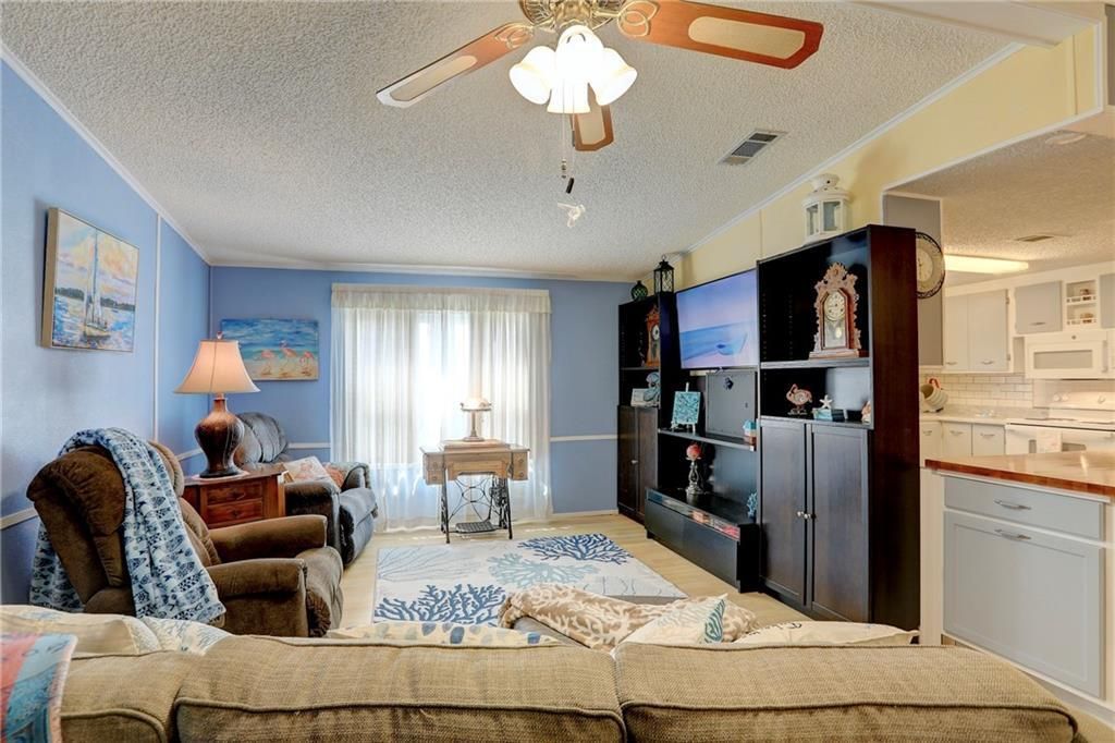 En Venta: $209,900 (2 camas, 2 baños, 1248 Pies cuadrados)