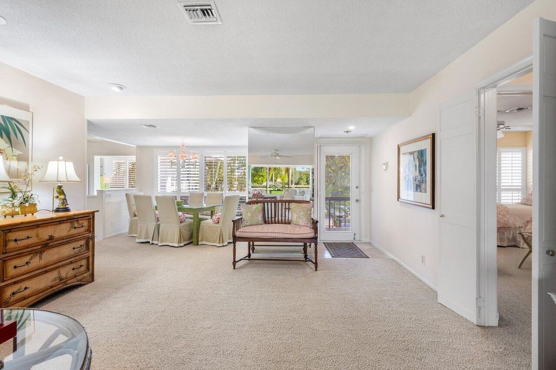 For Sale: $525,000 (3 beds, 2 baths, 1958 Square Feet)