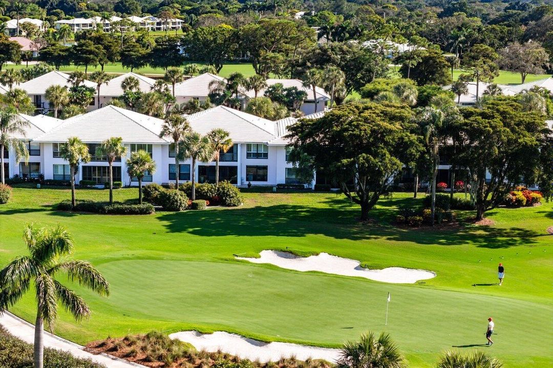 For Sale: $525,000 (3 beds, 2 baths, 1958 Square Feet)