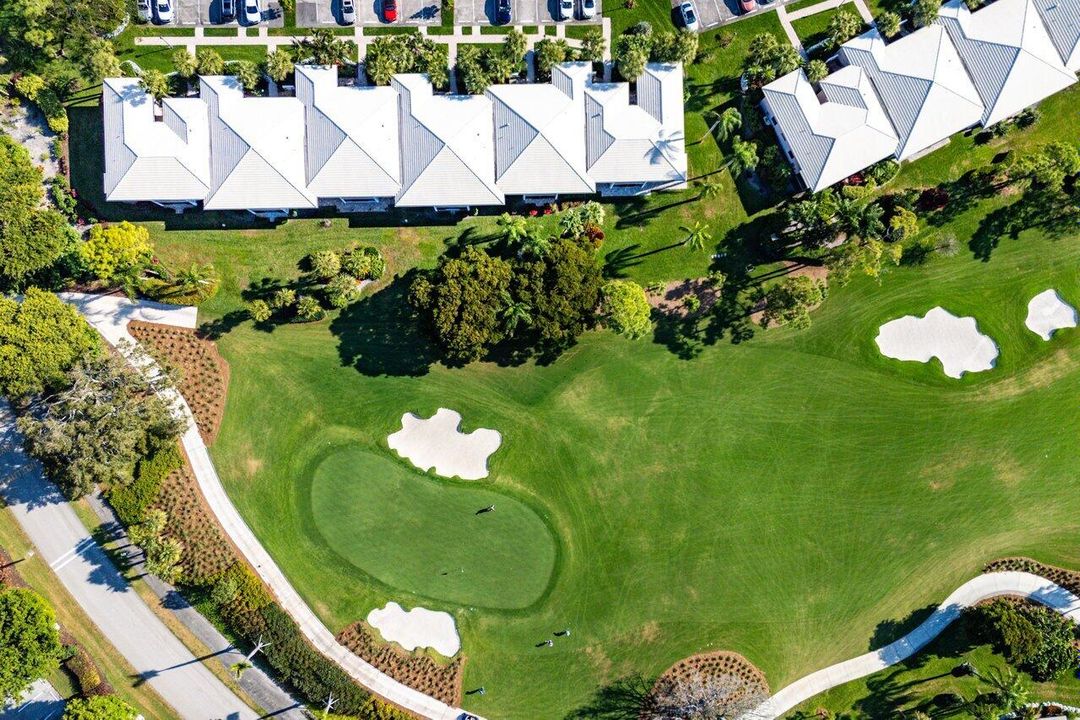 For Sale: $525,000 (3 beds, 2 baths, 1958 Square Feet)