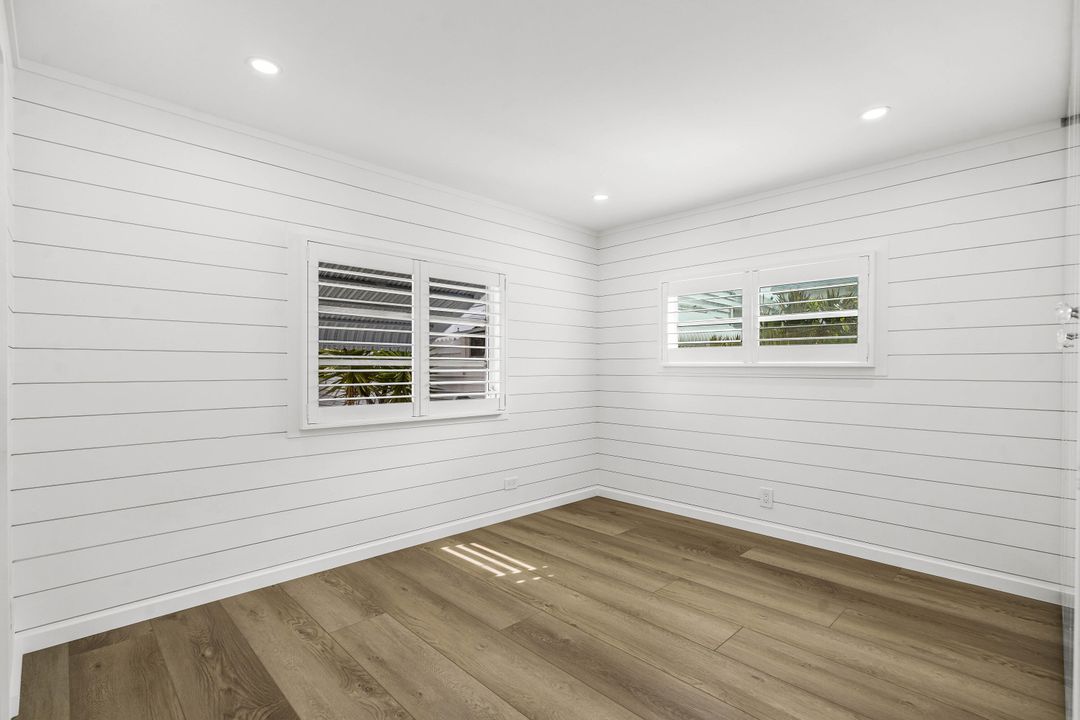 For Sale: $399,999 (1 beds, 1 baths, 500 Square Feet)