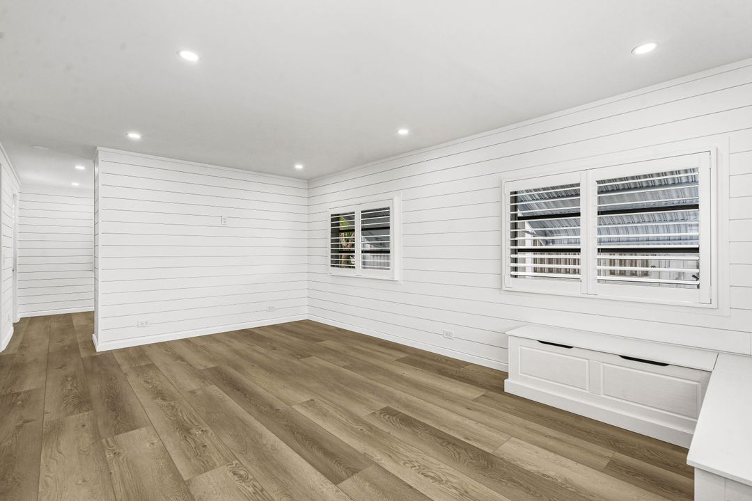 For Sale: $399,999 (1 beds, 1 baths, 500 Square Feet)