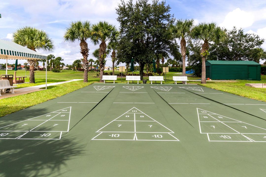 待售: $424,900 (2 贝兹, 2 浴室, 2080 平方英尺)