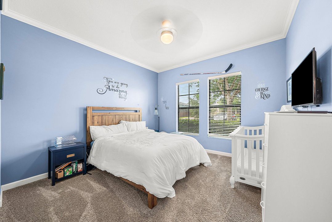 For Sale: $699,000 (3 beds, 3 baths, 2635 Square Feet)