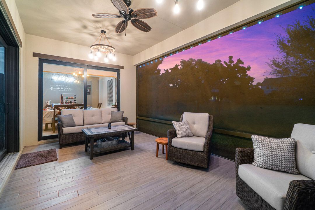 For Sale: $699,000 (3 beds, 3 baths, 2635 Square Feet)