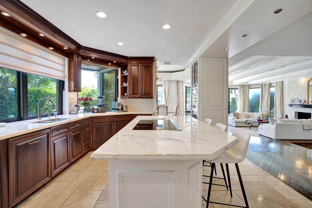 Active With Contract: $3,999,000 (4 beds, 4 baths, 4850 Square Feet)