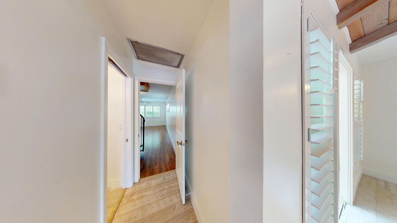 For Rent: $4,800 (3 beds, 3 baths, 1911 Square Feet)