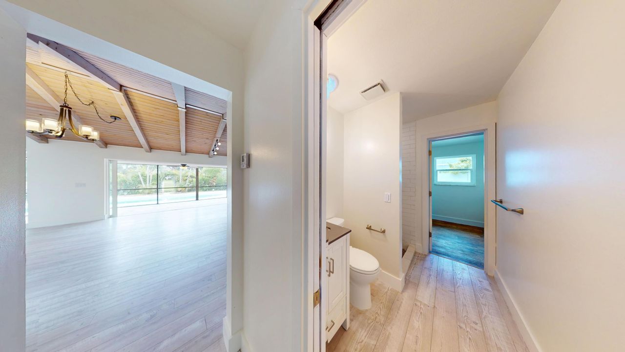 For Rent: $4,800 (3 beds, 3 baths, 1911 Square Feet)