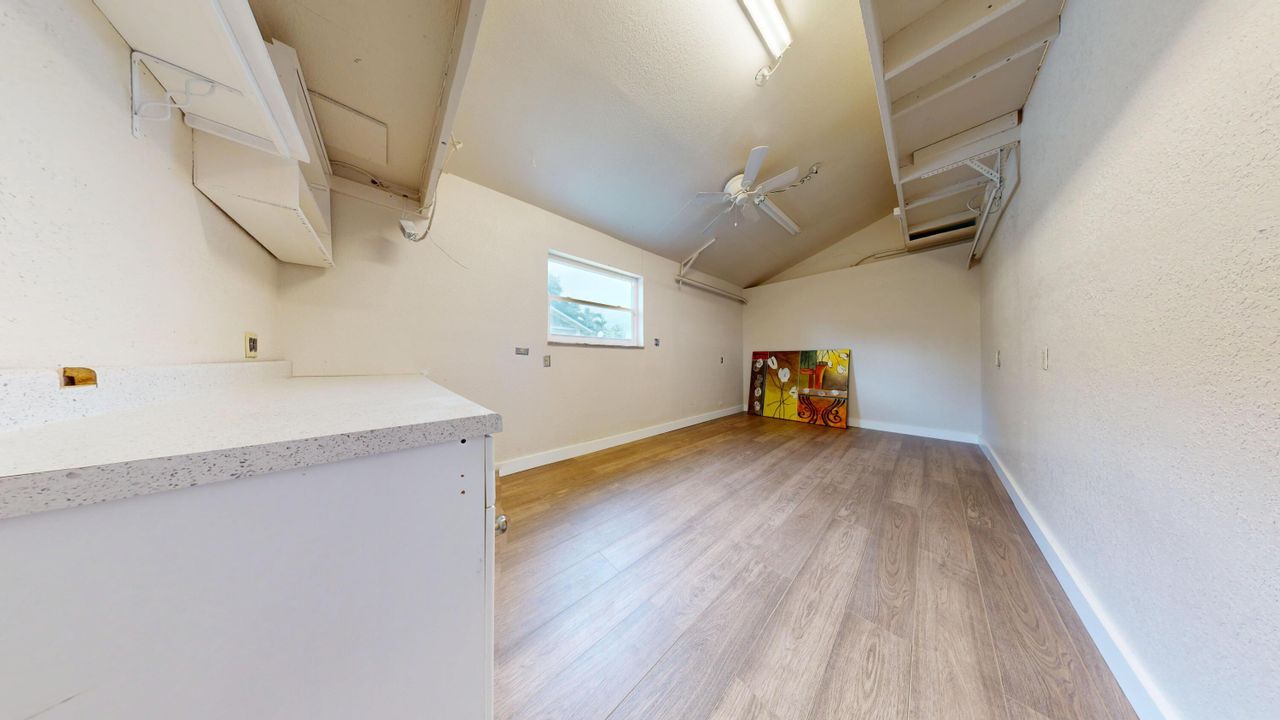 For Rent: $4,800 (3 beds, 3 baths, 1911 Square Feet)