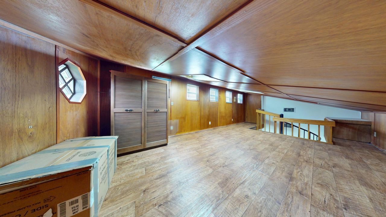 For Rent: $4,800 (3 beds, 3 baths, 1911 Square Feet)