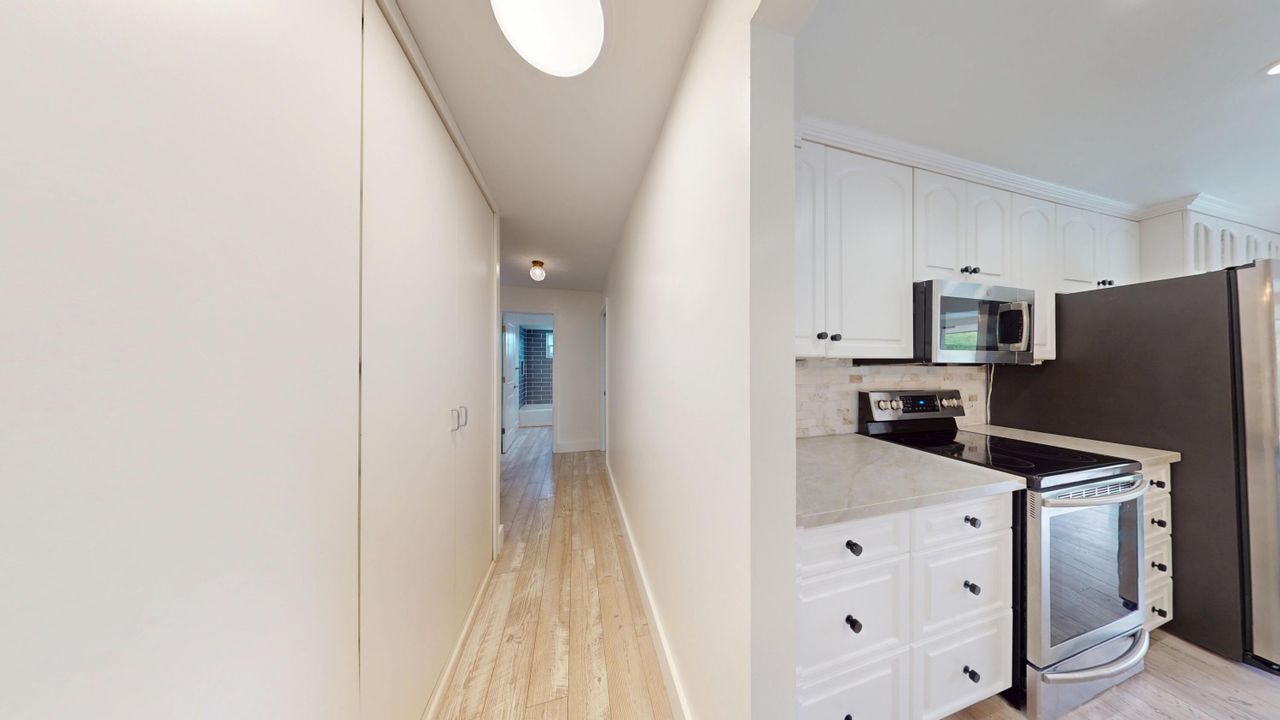 For Rent: $4,800 (3 beds, 3 baths, 1911 Square Feet)