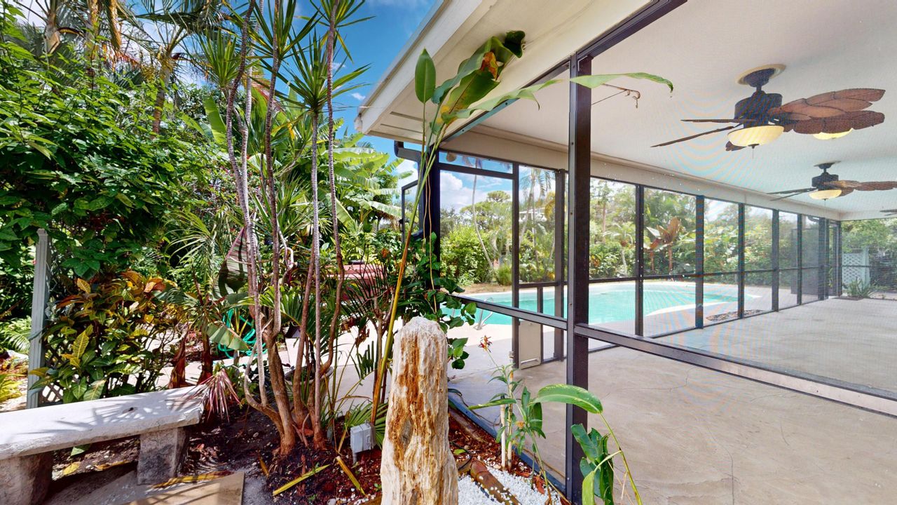 For Rent: $4,800 (3 beds, 3 baths, 1911 Square Feet)