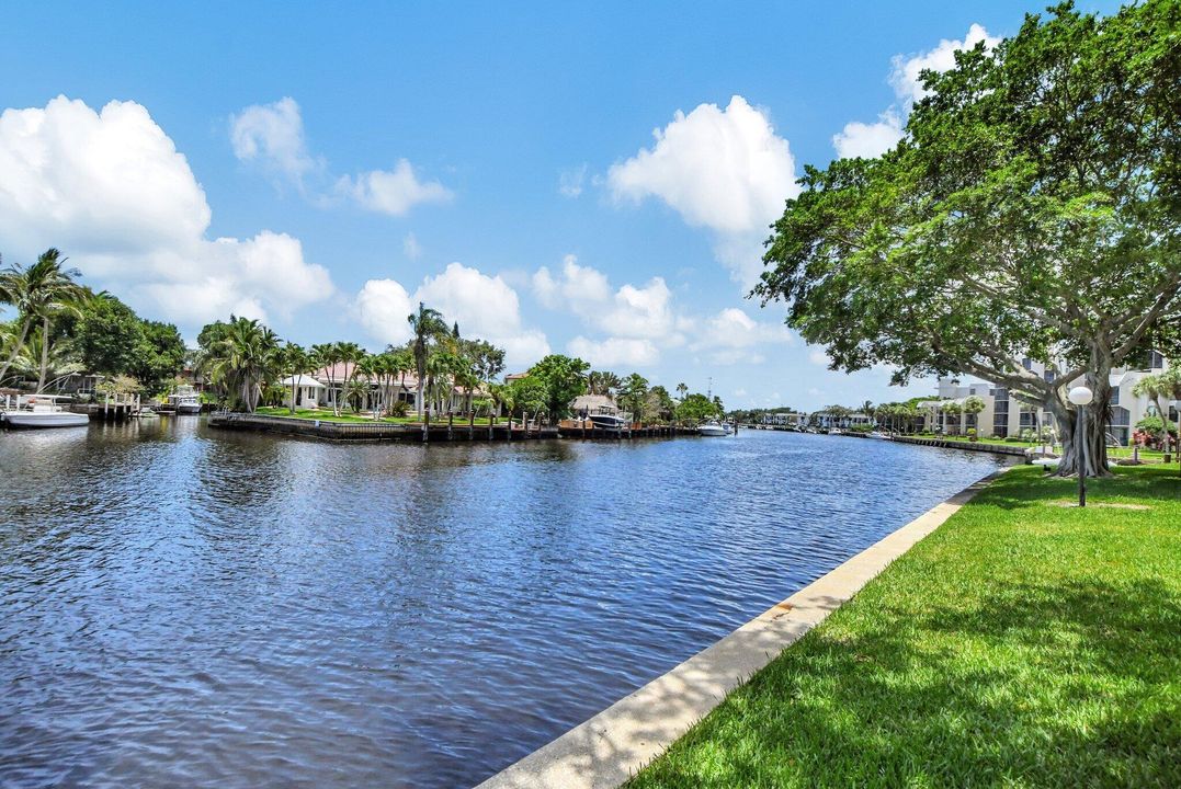 Activo con contrato: $2,500 (2 camas, 2 baños, 1130 Pies cuadrados)