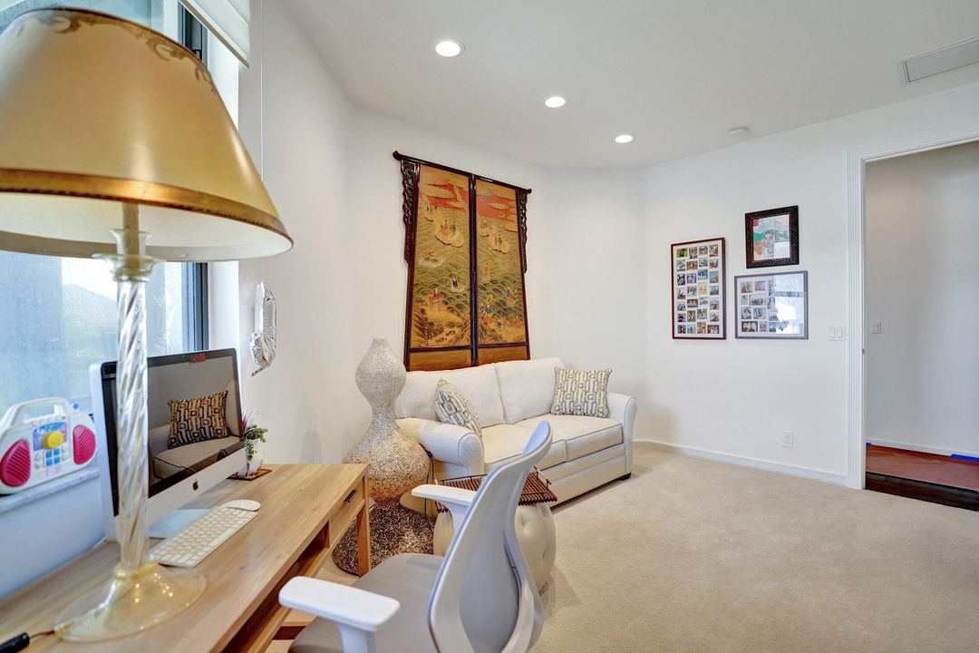 Active With Contract: $3,999,000 (4 beds, 4 baths, 4850 Square Feet)