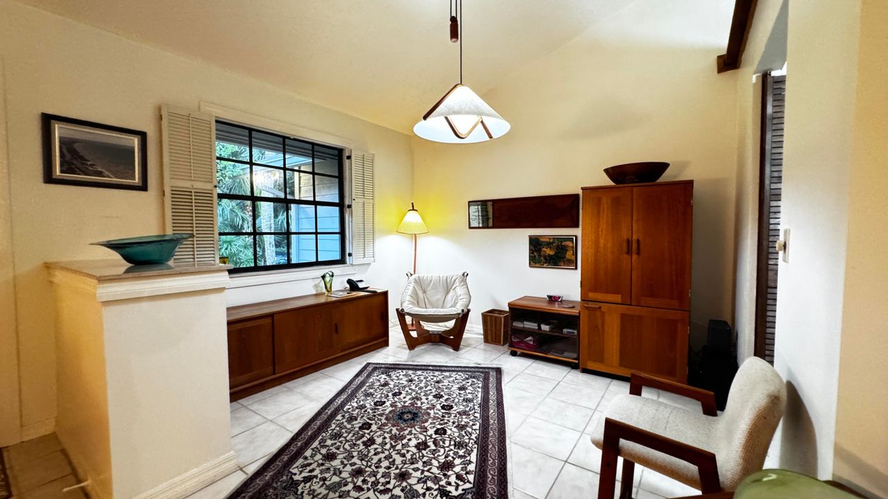 待售: $899,900 (3 贝兹, 2 浴室, 2103 平方英尺)