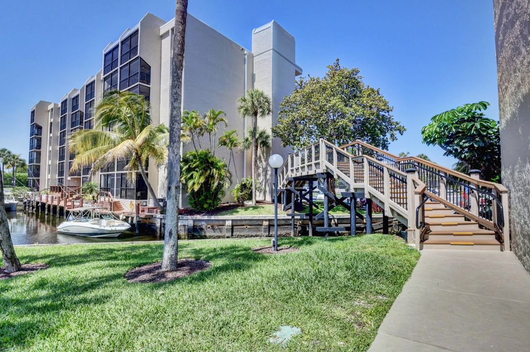 Activo con contrato: $2,500 (2 camas, 2 baños, 1130 Pies cuadrados)