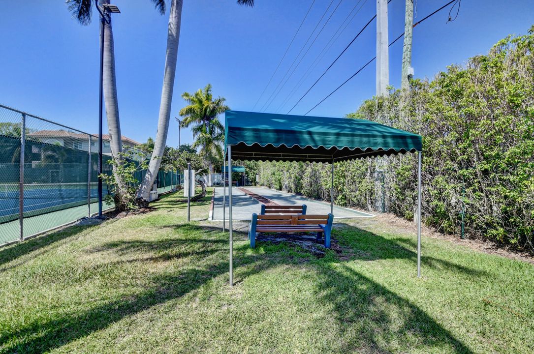 Activo con contrato: $2,500 (2 camas, 2 baños, 1130 Pies cuadrados)