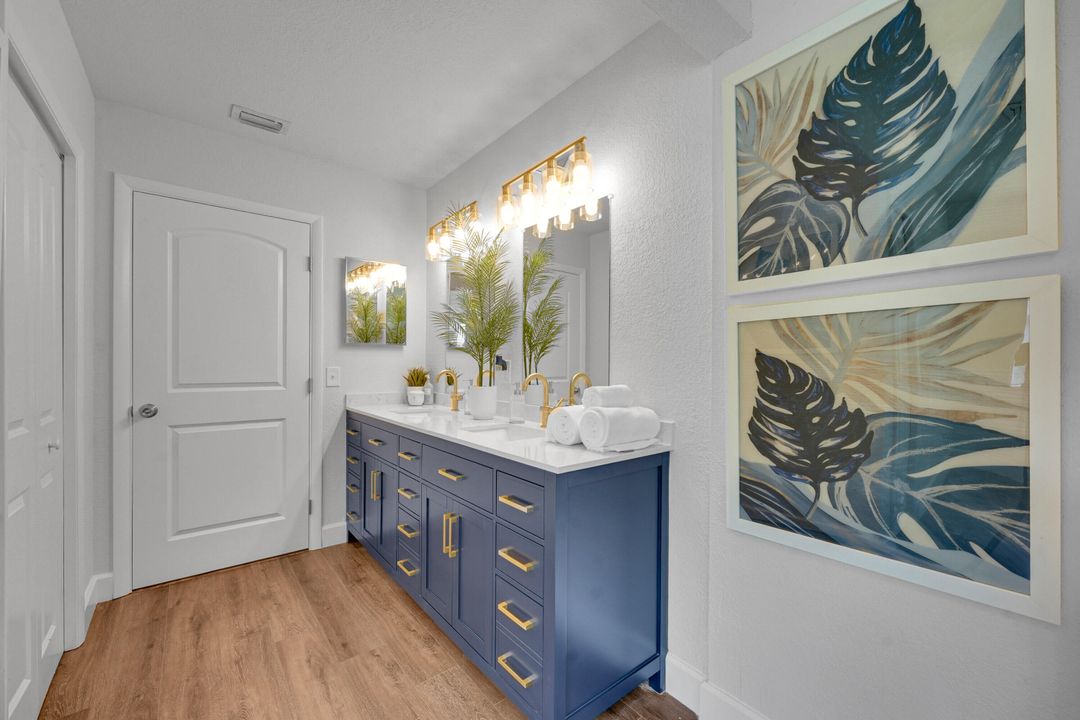 Activo con contrato: $699,900 (3 camas, 2 baños, 2256 Pies cuadrados)