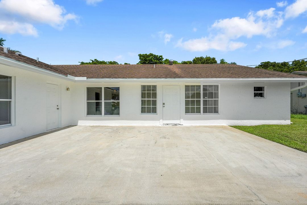 Activo con contrato: $699,900 (3 camas, 2 baños, 2256 Pies cuadrados)