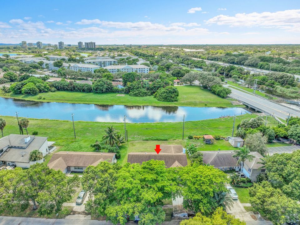 Activo con contrato: $699,900 (3 camas, 2 baños, 2256 Pies cuadrados)