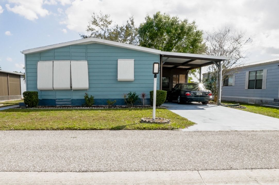 合同活跃: $100,000 (2 贝兹, 2 浴室, 1014 平方英尺)