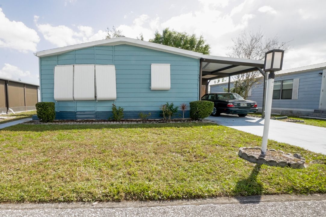 合同活跃: $100,000 (2 贝兹, 2 浴室, 1014 平方英尺)