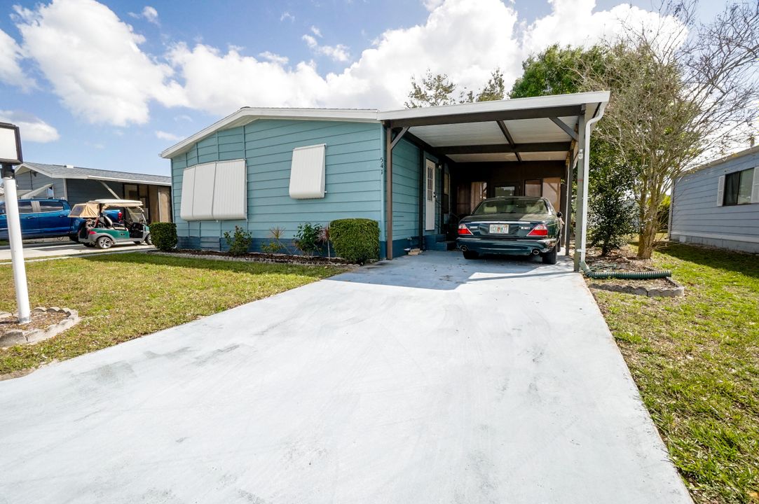 合同活跃: $100,000 (2 贝兹, 2 浴室, 1014 平方英尺)