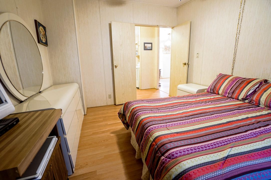 合同活跃: $100,000 (2 贝兹, 2 浴室, 1014 平方英尺)