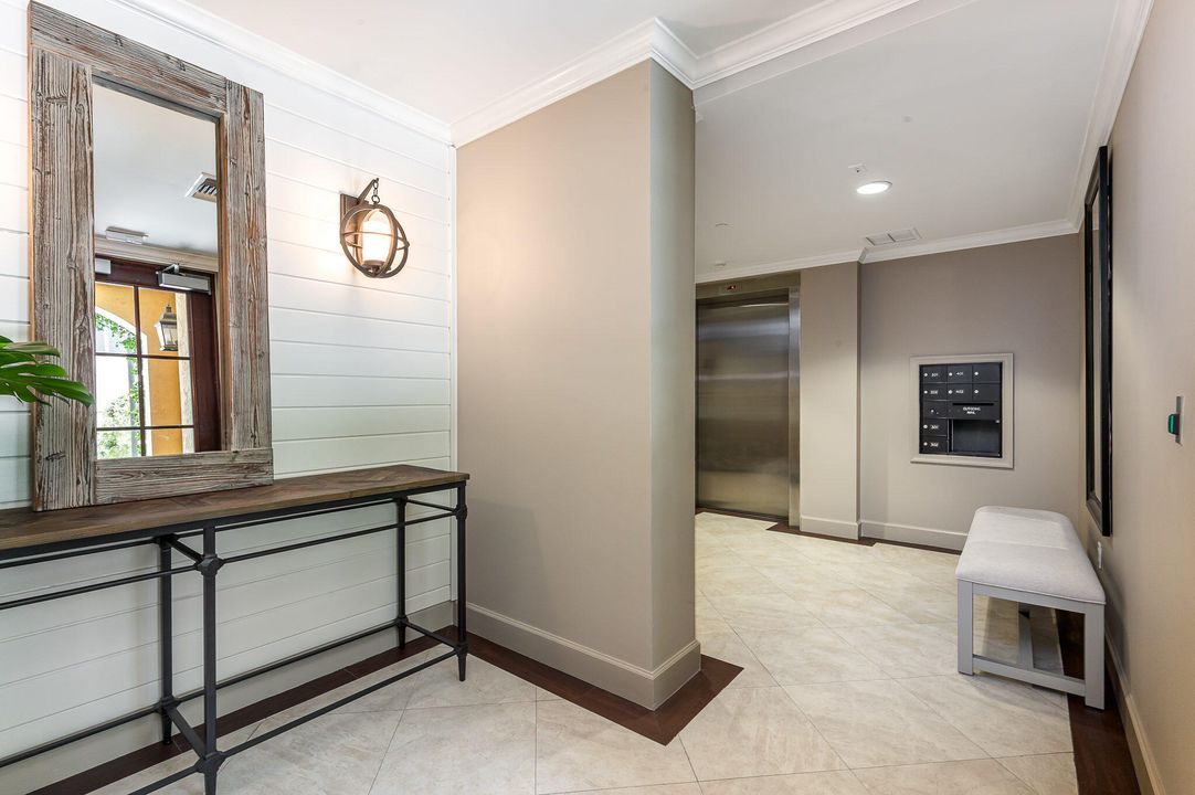 合同活跃: $2,800 (1 贝兹, 1 浴室, 1078 平方英尺)