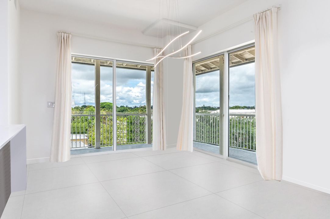 合同活跃: $2,800 (1 贝兹, 1 浴室, 1078 平方英尺)