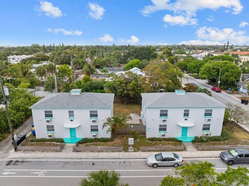 合同活跃: $1,699,000 (0 贝兹, 0 浴室, 4592 平方英尺)