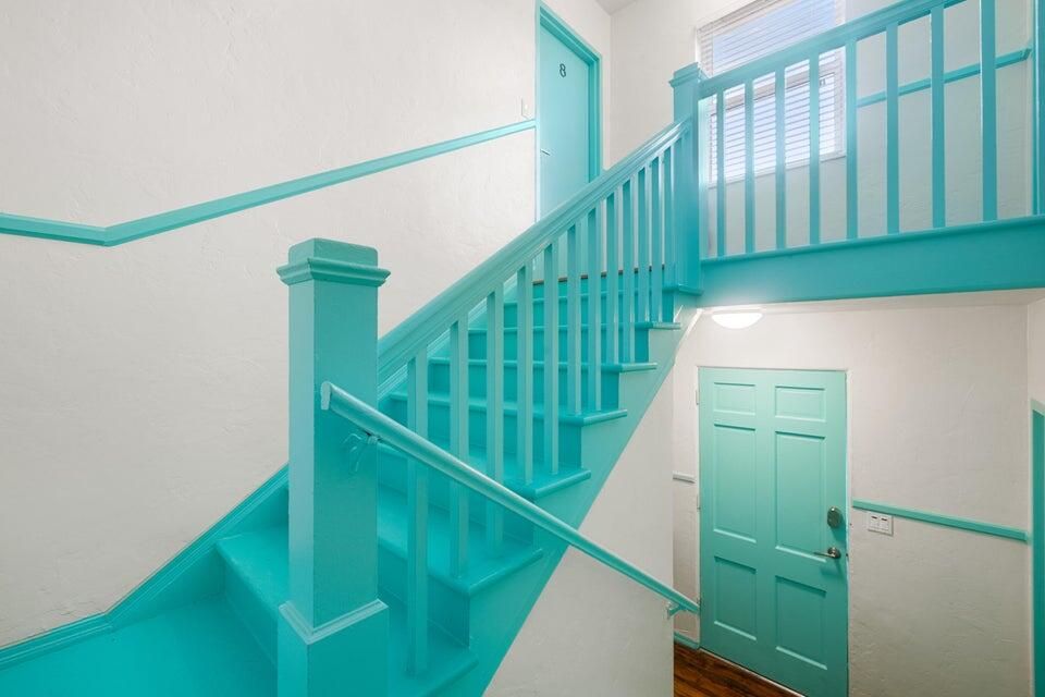 合同活跃: $1,699,000 (0 贝兹, 0 浴室, 4592 平方英尺)