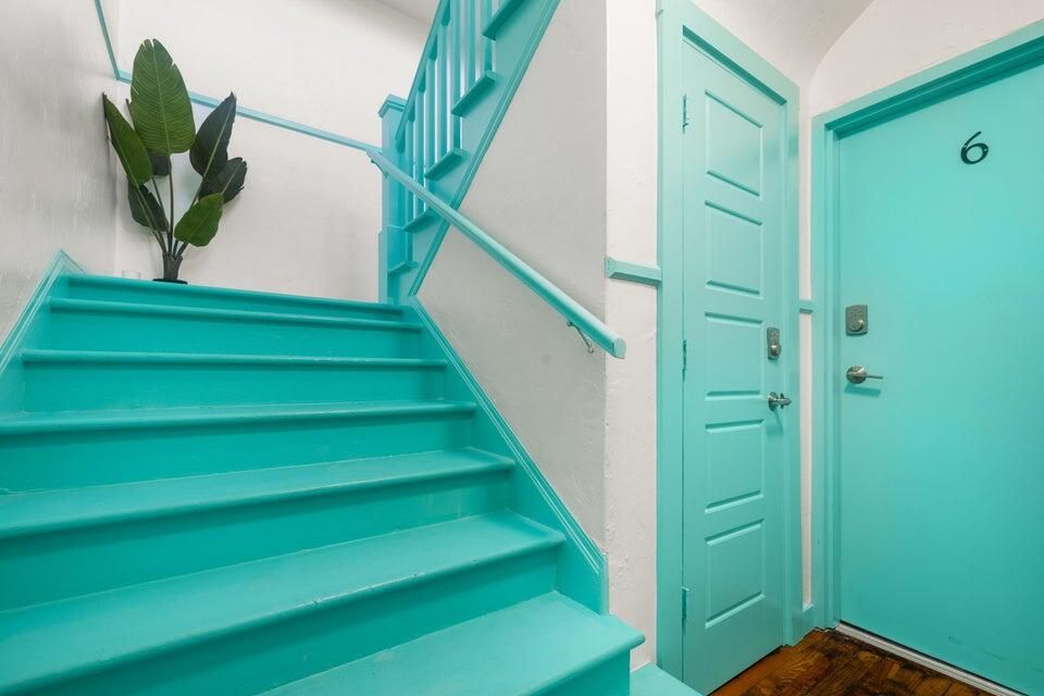 合同活跃: $1,699,000 (0 贝兹, 0 浴室, 4592 平方英尺)