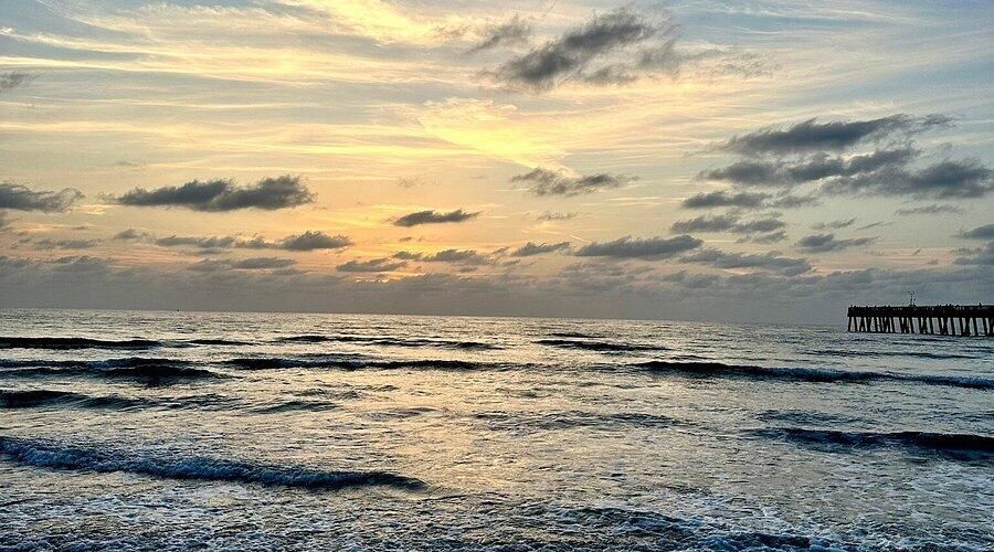 合同活跃: $1,699,000 (0 贝兹, 0 浴室, 4592 平方英尺)