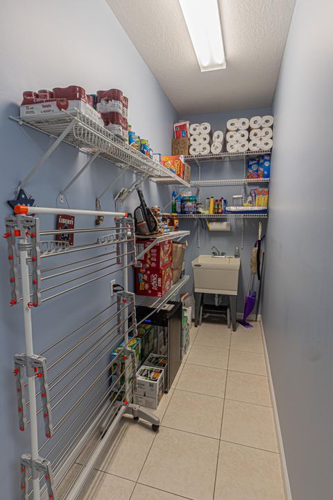 待售: $478,900 (3 贝兹, 2 浴室, 2545 平方英尺)