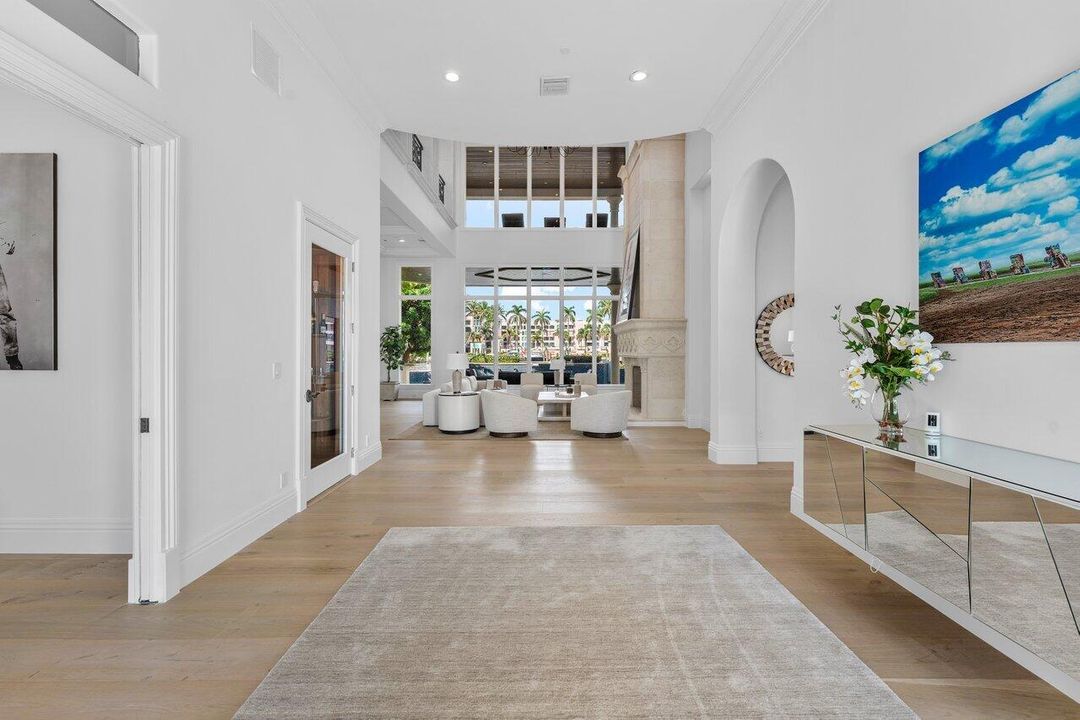 For Sale: $13,800,000 (6 beds, 7 baths, 9296 Square Feet)