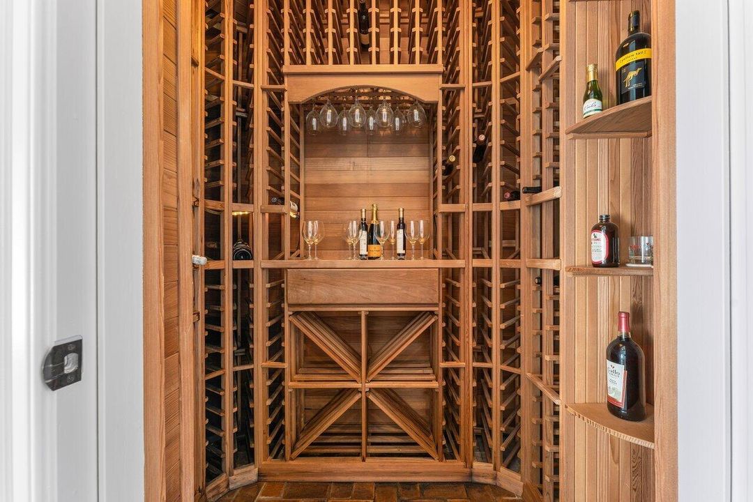 For Sale: $13,800,000 (6 beds, 7 baths, 9296 Square Feet)