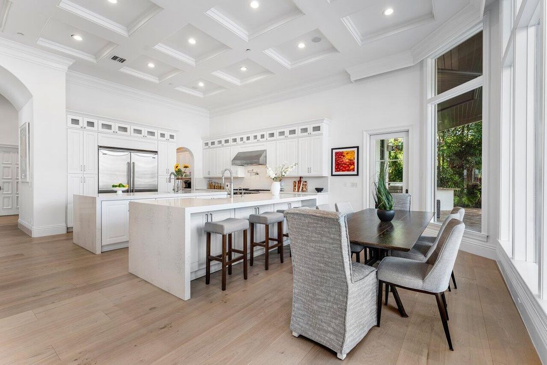 For Sale: $13,800,000 (6 beds, 7 baths, 9296 Square Feet)