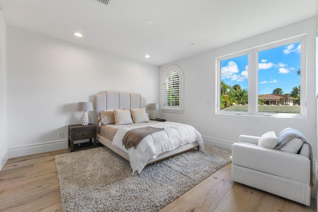 For Sale: $13,800,000 (6 beds, 7 baths, 9296 Square Feet)