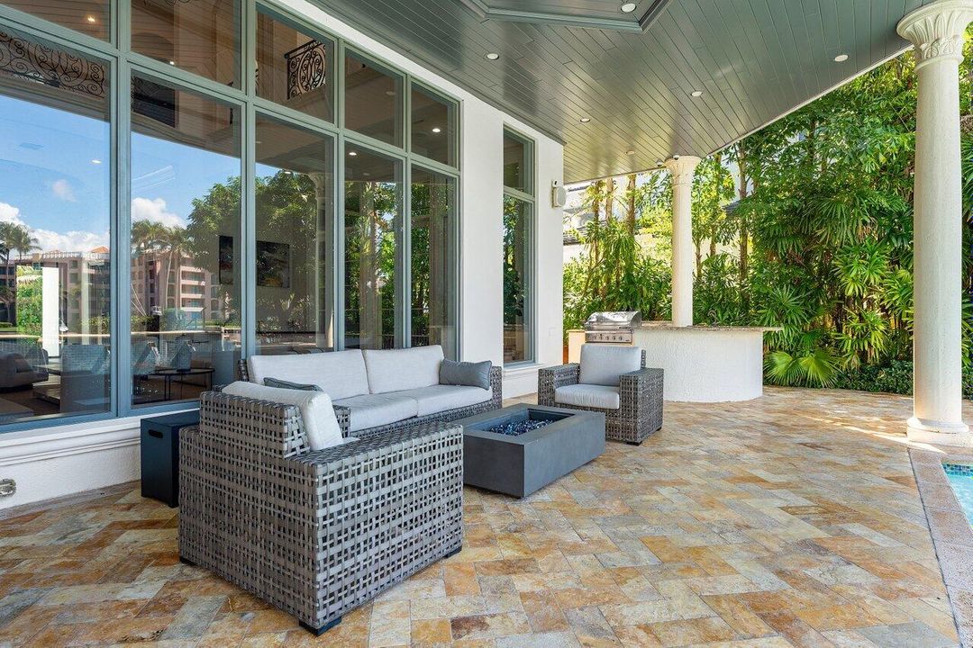 For Sale: $13,800,000 (6 beds, 7 baths, 9296 Square Feet)