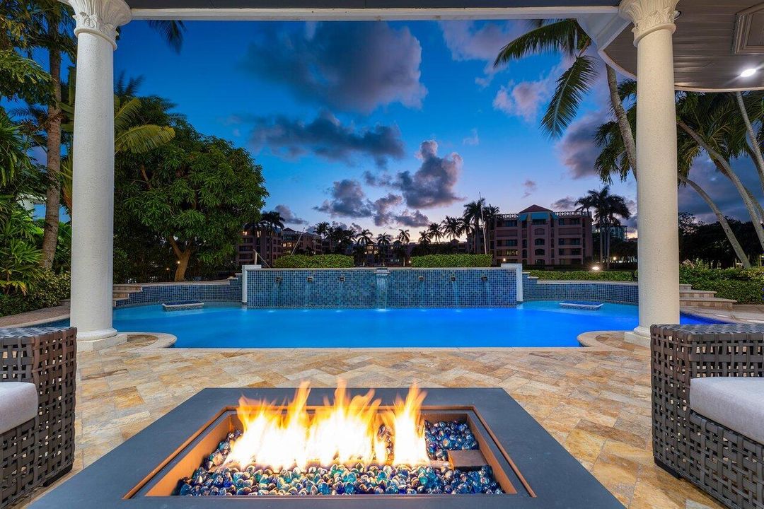 For Sale: $13,800,000 (6 beds, 7 baths, 9296 Square Feet)