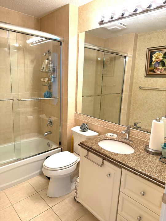 For Sale: $420,000 (2 beds, 2 baths, 1989 Square Feet)