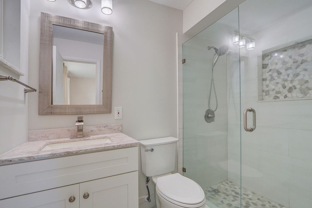 出租: $3,750 (3 贝兹, 2 浴室, 1476 平方英尺)